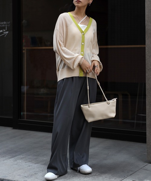 COMMRE（コムル）の「シアーVネックニットカーディガン（カーディガン/ボレロ・レディース・ベージュ/ライム/オレンジ/チャコールグレー・FREE）」の14枚目の写真