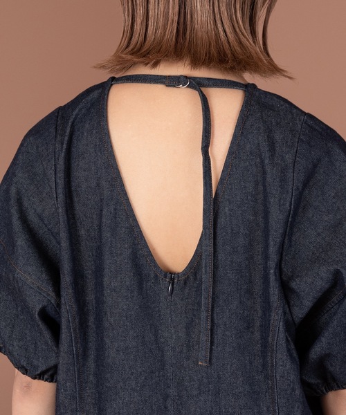 Amiur(エミレ)の「back open denim ops / バックオープンデニムワンピース(ワンピース・レディース・ネイビー/ブラック・S/M)」の20枚目の写真