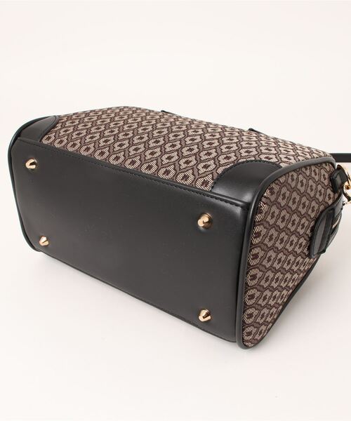 MOUSSY(マウジー)の「MONOGRAM BOSTONバッグ(M)(ボストンバッグ・レディース・ブラウン・FREE)」の2枚目の写真