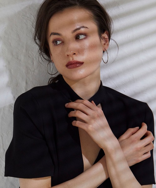 CENE（セネ）の「【CENE】セネ/ループピアス40mm（ピアス（両耳用）・レディース・シルバー/ゴールド・FREE）」の3枚目の写真