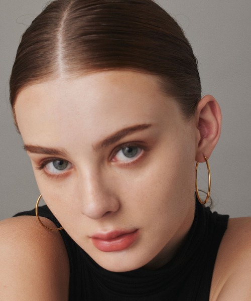 CENE（セネ）の「【CENE】セネ/ループピアス40mm（ピアス（両耳用）・レディース・シルバー/ゴールド・FREE）」の15枚目の写真