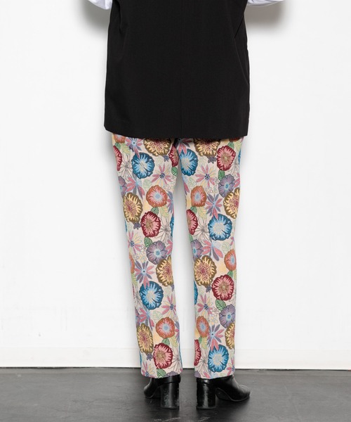 AMERICAN RAG CIE（アメリカンラグシー）の「スリックアジャスター付フラワーモチーフジャガードパンツ（その他パンツ・レディース・レッド/ベージュ・36/38）」の6枚目の写真
