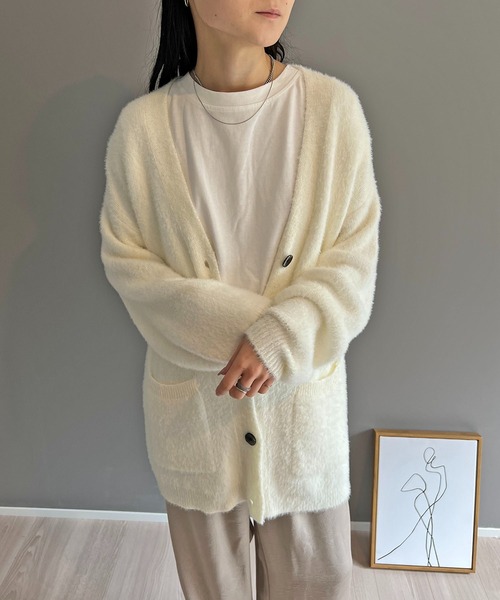 Jewelobe(ジュエローブ)の「ふわふわシャギーニットカーディガン(ニット/セーター・レディース・ブラック/パープル/ホワイト/ベージュ/ピンク・FREE)」の7枚目の写真
