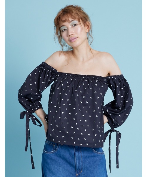 Little sunny bite（リトルサニーバイト）の「【Little sunny bite】Cherry mini blouse（シャツ/ブラウス・レディース・ブルー/ブラック/ホワイト・SMALL）」の2枚目の写真