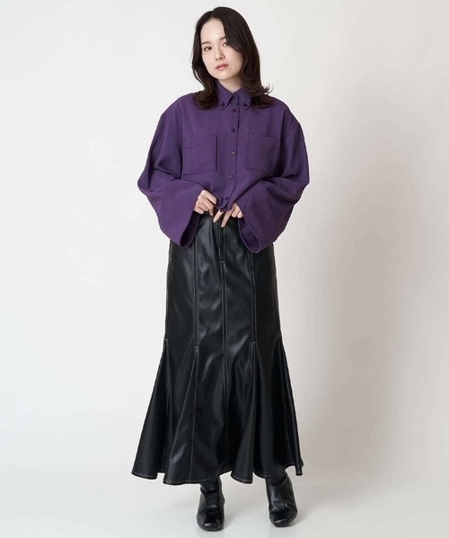 A de a.v.v(アードアー・ヴェ・ヴェ)の「バイカラーステッチフレアスリーブシャツ(シャツ/ブラウス・レディース・ベージュ/パープル/ブラック・38/36)」の6枚目の写真