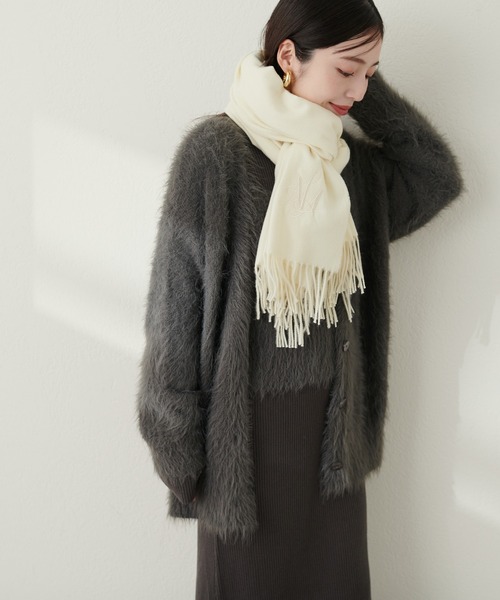 natural couture（ナチュラルクチュール）の「ロゴ刺繍カラーストール（ストール/ショール・レディース・オフホワイト/ベージュ/ブラウン/ブルー・FREE）」の8枚目の写真