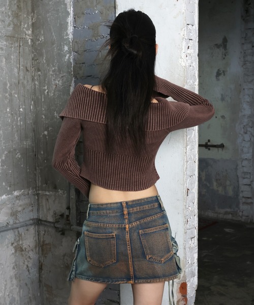 FOLLOWIN(フォロウィン)の「【2WAY】グラデーションヴィンテージカラーオフショルリブジップアップニット(カーディガン/ボレロ・レディース・ブルー/ピンク/ブラウン/ブラック/ネイビー・FREE)」の16枚目の写真