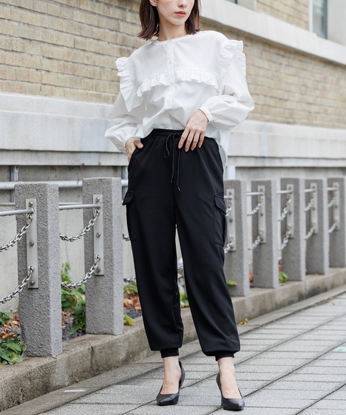 mili an deni（ミリアンデニ）の「エステルブロードフリル切替ブラウス（シャツ/ブラウス・レディース・オフホワイト/ブラック・M）」の9枚目の写真