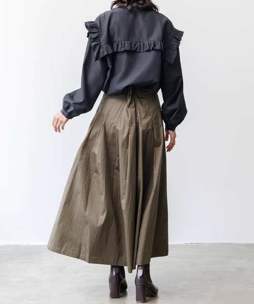 mili an deni（ミリアンデニ）の「エステルブロードフリル切替ブラウス（シャツ/ブラウス・レディース・オフホワイト/ブラック・M）」の6枚目の写真