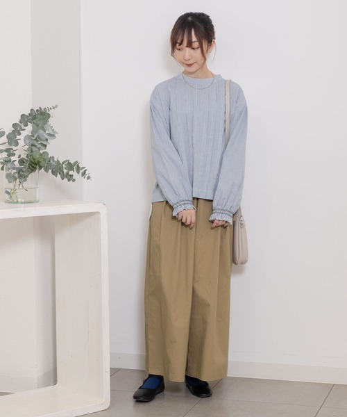 POU DOU DOU（プードゥドゥ）の「フロントタックデザインプルオーバー（シャツ/ブラウス・レディース・ブラック/ベージュ/オフホワイト・3）」の16枚目の写真