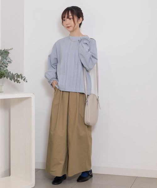 POU DOU DOU（プードゥドゥ）の「フロントタックデザインプルオーバー（シャツ/ブラウス・レディース・ブラック/ベージュ/オフホワイト・3）」の17枚目の写真