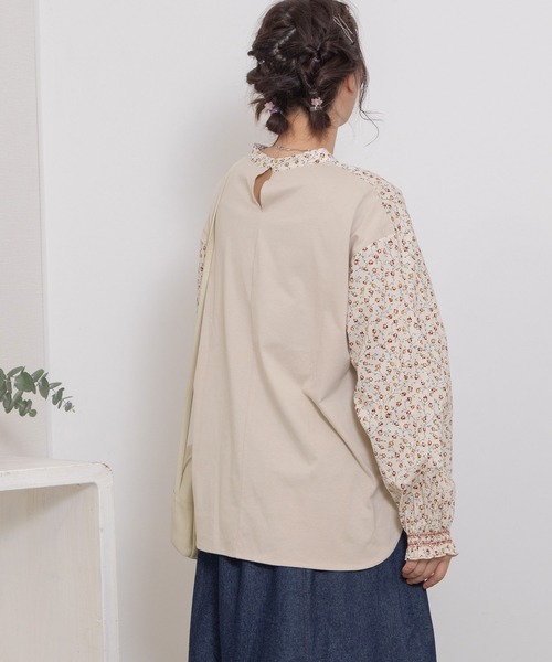 POU DOU DOU（プードゥドゥ）の「フロントタックデザインプルオーバー（シャツ/ブラウス・レディース・ブラック/ベージュ/オフホワイト・3）」の22枚目の写真