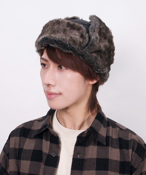 polcadot(ポルカドット)の「フェイクレザーフライトキャップ(キャップ・レディース・ブラウン/ブラック/アイボリー・FREE)」の8枚目の写真