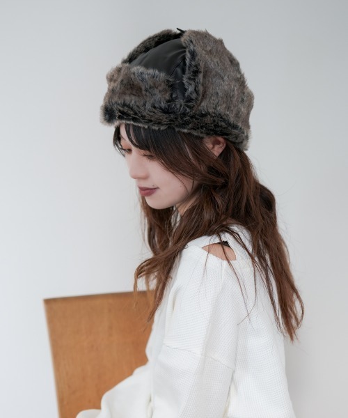 polcadot(ポルカドット)の「フェイクレザーフライトキャップ(キャップ・レディース・ブラウン/ブラック/アイボリー・FREE)」の20枚目の写真