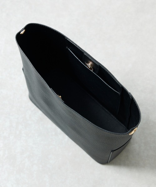 un dix cors（アンディコール）の「マグネットファーバッグ（ハンドバッグ・レディース・アイボリー/ブラック・FREE）」の19枚目の写真