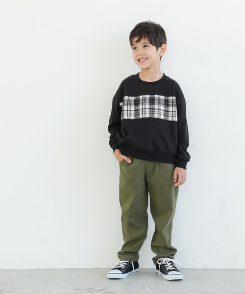 coca(coca)(コカ)の「キッズ 裏毛チェック使いトップス(スウェット・キッズ・チャコール/ブラック・110/120/130/140)」の4枚目の写真
