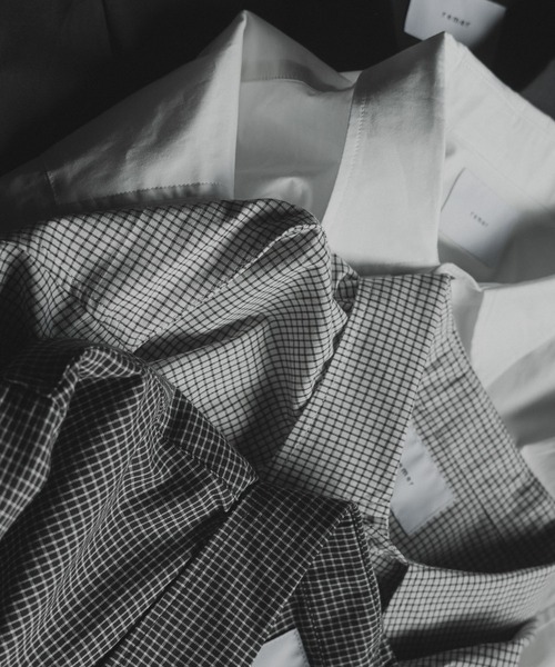 remer（リメール）の「loose regular collar over shirt / ルーズレギュラーカラーオーバーシャツ（シャツ/ブラウス・メンズ・ホワイト/ダークグレー/ホワイト系その他/ブラック系その他/ライトグレー・MEDIUM/SMALL/LARGE）」の8枚目の写真