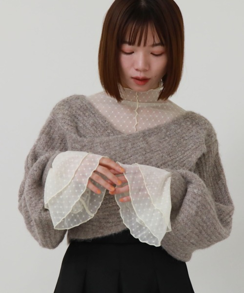 archives(アルシーヴ)の「ドットチュールハイネックTOPS(Tシャツ/カットソー・レディース・アイボリー/ブラック/グレー・MEDIUM)」の4枚目の写真