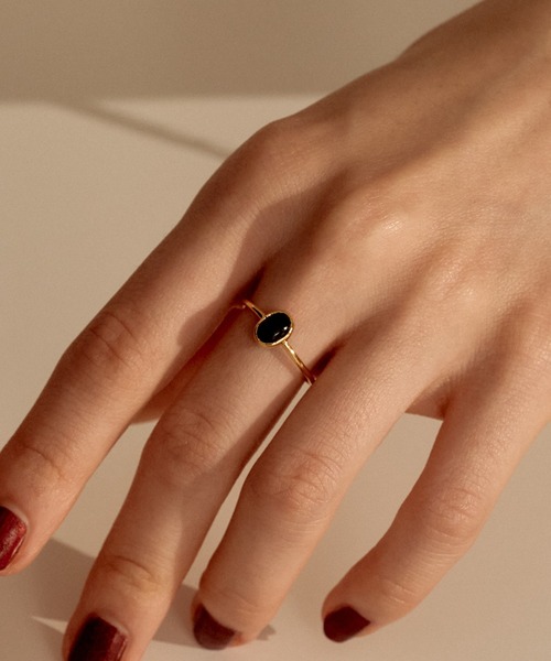 novice(ノーヴィス)の「【novice】Classic Stone Motif Ring(リング・レディース・シルバー/ゴールド・FREE)」の2枚目の写真