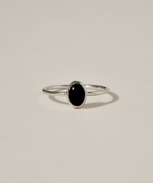 novice(ノーヴィス)の「【novice】Classic Stone Motif Ring(リング・レディース・シルバー/ゴールド・FREE)」の3枚目の写真