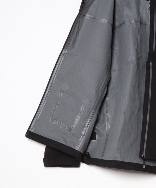 THE NORTH FACE(ザノースフェイス)の「THE NORTH FACE(ザ・ノース・フェイス)Venture Jacket ベンチャージャケット NP12306(ブルゾン・メンズ・ブラック・M/L/XL)」の3枚目の写真