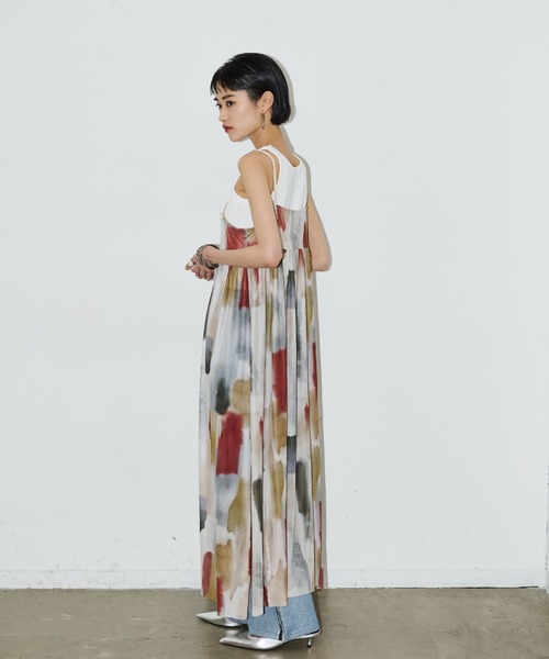 ◎新品◎AIC エーアイシー　ロングワンピース　インド AIC.（エーアイシー）の「2WAYぼかしプリントチュールロング