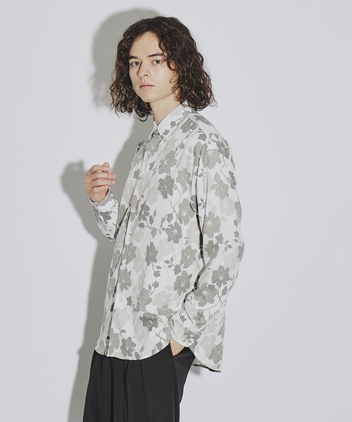 フラワーパターン 長袖シャツ ◇フラワーパターン長袖シャツ
