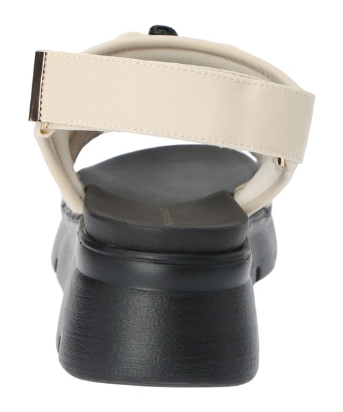 YECCA VECCA（イェッカヴェッカ）の「レースアップスポーツサンダル（サンダル・レディース・ブラック/ライトベージュ/ブラウン・M/L）」の14枚目の写真