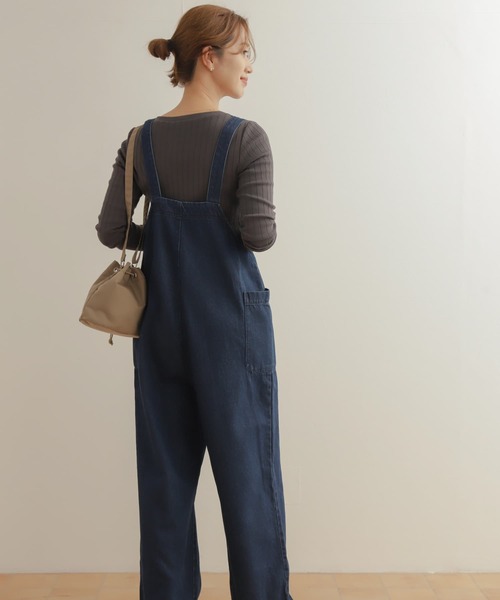 URBAN RESEARCH DOORS(アーバンリサーチドアーズ)の「デニムサロペット(サロペット/オーバーオール・レディース・ライトインディゴブルー/インディゴブルー・MEDIUM/SMALL)」の7枚目の写真