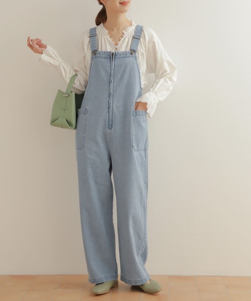 URBAN RESEARCH DOORS(アーバンリサーチドアーズ)の「デニムサロペット(サロペット/オーバーオール・レディース・ライトインディゴブルー/インディゴブルー・MEDIUM/SMALL)」の16枚目の写真