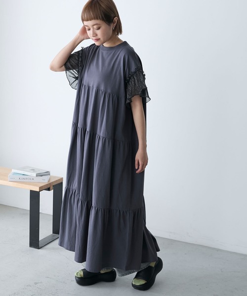 forksy.（フォルクシー）の「【forksy.】ラメフリルスリーブ配色バックプリントワンピース（ワンピース・レディース・アイボリー/ネイビー/スミクロ/オートミール・FREE）」の5枚目の写真