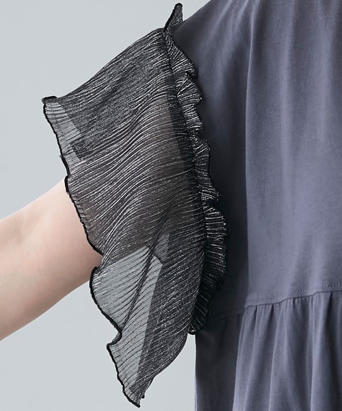 forksy.】ラメフリルスリーブ配色バックプリントワンピース forksy