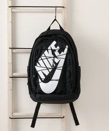 NIKE（ナイキ）の「【NIKE/ナイキ】スウッシュロゴ BIGプリントデザイン ヘイワードバックパック/ 26L（バックパック/リュック・メンズ）」