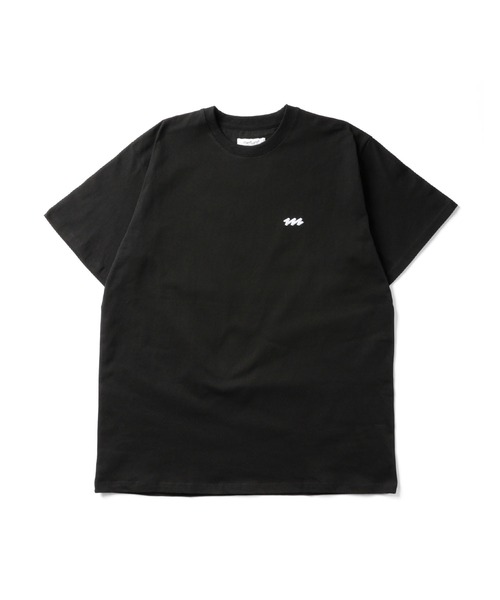 meltum(メルタム)の「EMBROIDERY LOGO S/S T-SHIRT(Tシャツ/カットソー・メンズ・ブラウン/ブラック/ホワイト/ネイビー・LARGE/MEDIUM/SMALL)」の2枚目の写真
