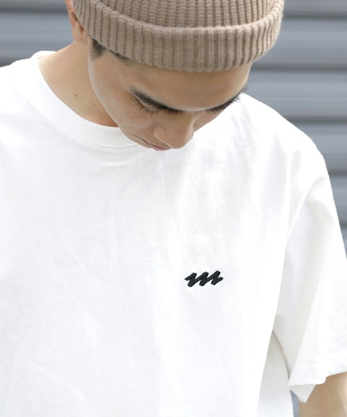meltum(メルタム)の「EMBROIDERY LOGO S/S T-SHIRT(Tシャツ/カットソー・メンズ・ブラウン/ブラック/ホワイト/ネイビー・LARGE/MEDIUM/SMALL)」の8枚目の写真