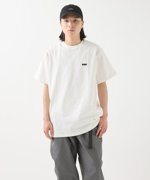 meltum(メルタム)の「EMBROIDERY LOGO S/S T-SHIRT(Tシャツ/カットソー・メンズ・ブラウン/ブラック/ホワイト/ネイビー・LARGE/MEDIUM/SMALL)」の18枚目の写真