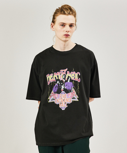 AH ABAHOUSE(エーエイチアバハウス)の「【AH ABAHOUSE】オーバーサイズ バンドTシャツ(Tシャツ/カットソー・メンズ・グレー系その他2/グレー系その他3/グレー系その他・46/48)」の3枚目の写真