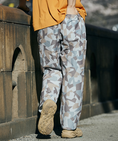 手数料安い DAIWA（ダイワ）の「DAIWA PANTS STREAM CAMO DOTAIR 別注 パンツ