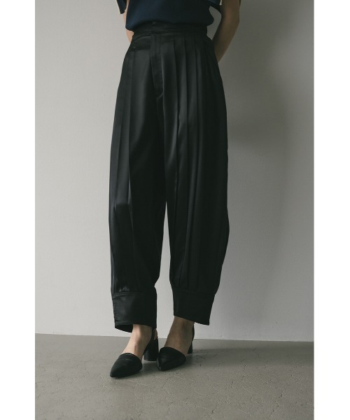 STYLEMIXER（スタイルミキサー）の「サテンプリーツカフタックパンツ（その他パンツ・レディース・ホワイト/グリーン/ブラック・SMALL/MEDIUM）」の3枚目の写真