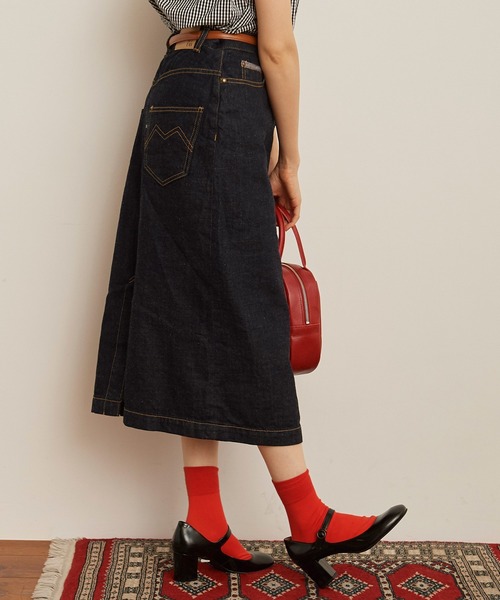 My Fav. CHILD WOMAN（マイファブチャイルドウーマン）の「11.36ozムラ糸デニム ミディアムタイトスカート（デニムスカート・レディース・ネイビー・38/36）」の10枚目の写真