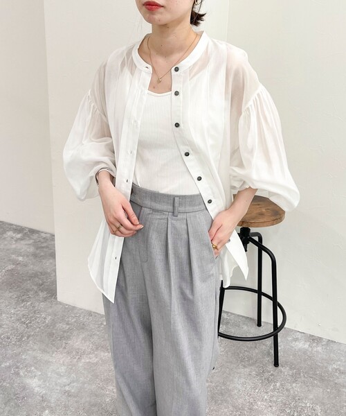 fredy emue シアーデザインタックシャツ fredy emue（フレディエミュ）の「シアーデザインタックシャツ