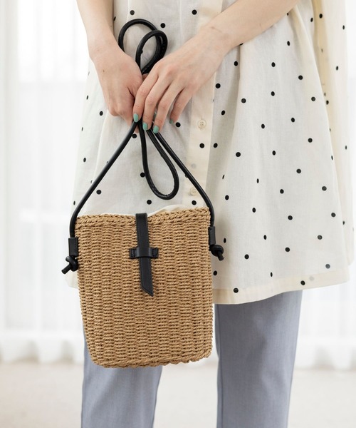 studio CLIP(スタディオクリップ)の「ペーパー編みショルダーバッグ(ショルダーバッグ・レディース・ブラック/その他2/ブラウン・FREE)」の2枚目の写真