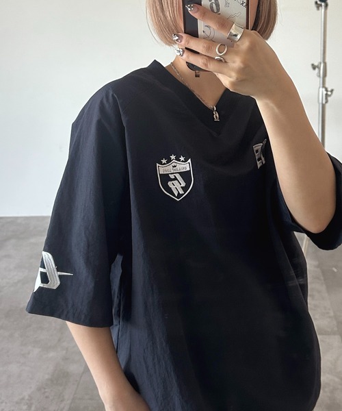 apres jour mignon(アプレジュールミニョン)の「ナイロンゲームシャツ【ZOZOTOWN限定アイテム】(シャツ/ブラウス・レディース・グリーン/ボルドー/その他/ネイビー/ブラック/チャコールグレー・X-LARGE/フリー)」の1枚目の写真