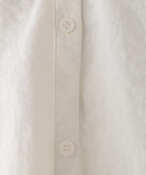 Elura（エルーラ）の「アイロンいらずセミシアVネックシャツ/113352（シャツ/ブラウス・レディース・オフホワイト/ブルー系その他5/ダークブラウン・LARGE/MEDIUM）」の18枚目の写真