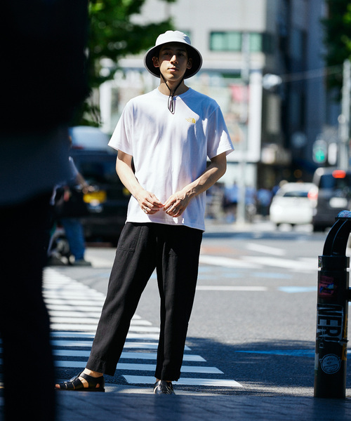 THE NORTH FACE(ザノースフェイス)の「THE NORTH FACE S/S Bandana Square Logo T NT32446(Tシャツ/カットソー・メンズ・ホワイト/グレー/ブラック/ライトブルー・MEDIUM/LARGE/X-LARGE)」の7枚目の写真