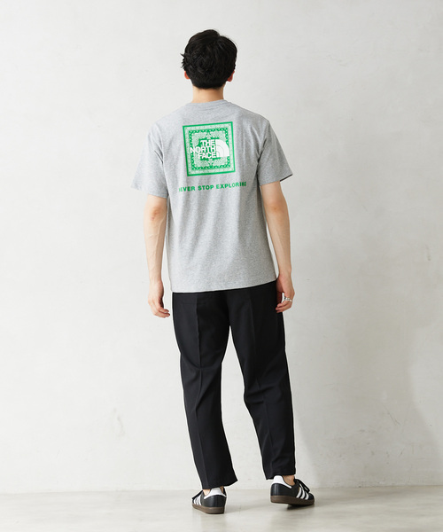 THE NORTH FACE(ザノースフェイス)の「THE NORTH FACE S/S Bandana Square Logo T NT32446(Tシャツ/カットソー・メンズ・ホワイト/グレー/ブラック/ライトブルー・MEDIUM/LARGE/X-LARGE)」の21枚目の写真