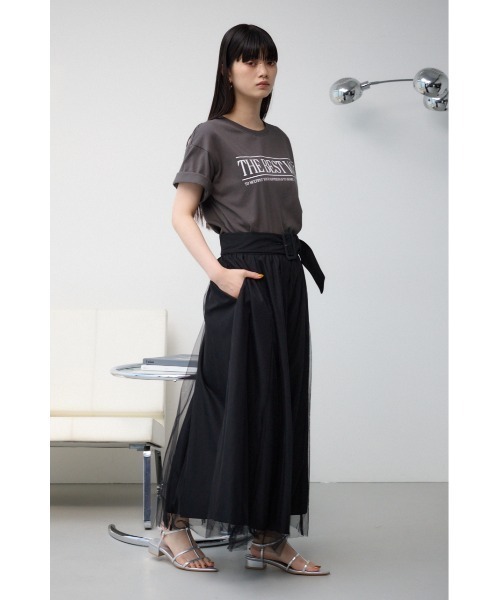 AZUL by moussy（アズールバイマウジー）の「Tストラップローヒールサンダル（サンダル・レディース・シルバー/ブラック・SMALL/MEDIUM/LARGE/LL）」の5枚目の写真