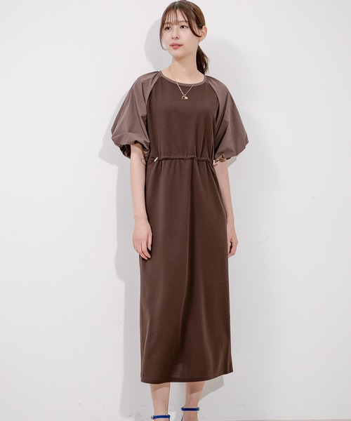 Jayro(ジャイロ)の「パフスリーブワンピース(ワンピース・レディース・チャコールグレー/ライトグレー/ネイビー/ダークブラウン・M)」の8枚目の写真