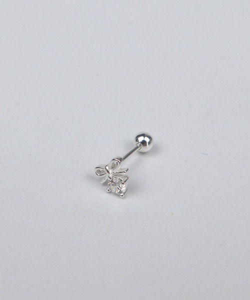CEMONEMO(セモネモ)の「【金属アレルギー対応】 リボン キュービック ポイントピアス(片耳用) / silver925(ピアス(片耳用)・レディース・ゴールド/シルバー・FREE)」の15枚目の写真