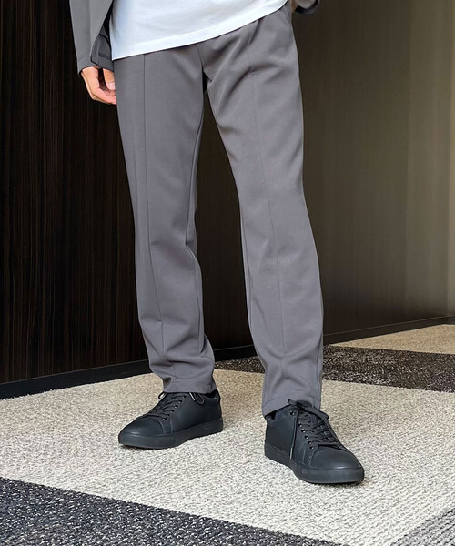COMME CA ISM(コムサイズム)の「【セットアップ対応】サマージャージ テーパードパンツ(スラックス・メンズ・チャコール/ブラック・SMALL/MEDIUM/LARGE)」の3枚目の写真
